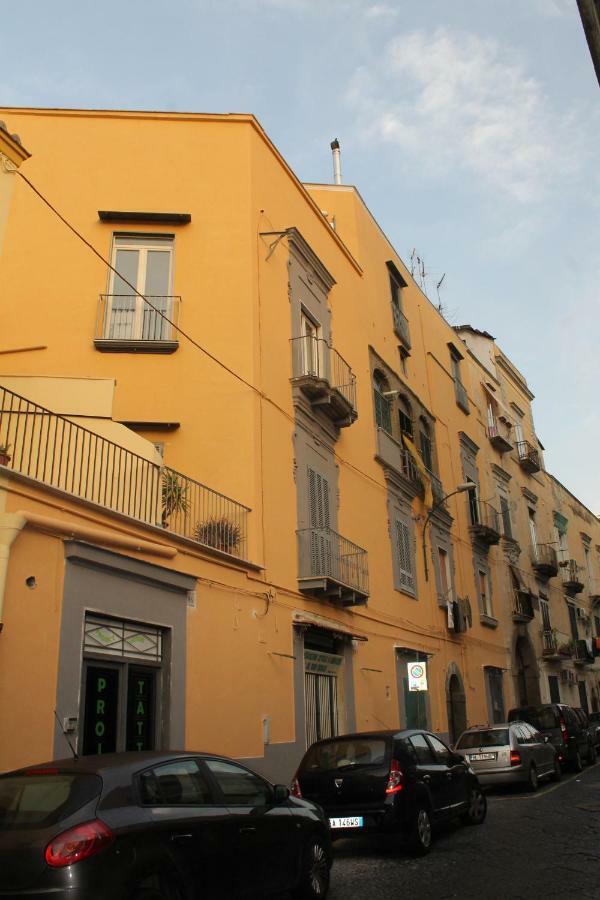 Il Portoncino Bed and Breakfast Napoli Eksteriør billede