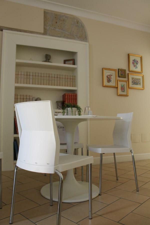 Il Portoncino Bed and Breakfast Napoli Eksteriør billede