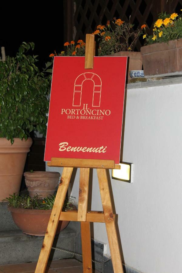 Il Portoncino Bed and Breakfast Napoli Eksteriør billede